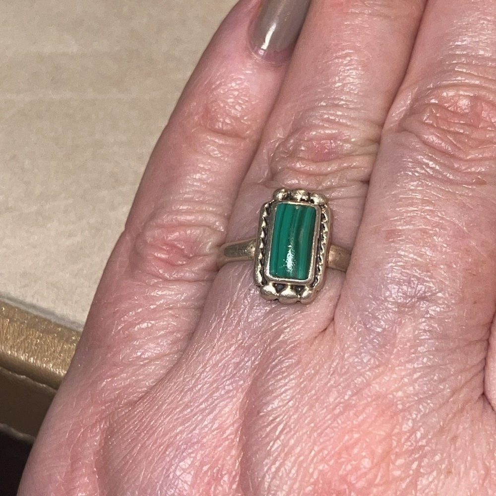 Malachite Ornate Sterling Silver Healing Properties Ring Size 6 - Picture 6 of 14